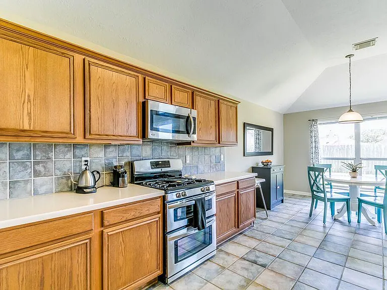 14015 Blue Vista Dr — Photo 11