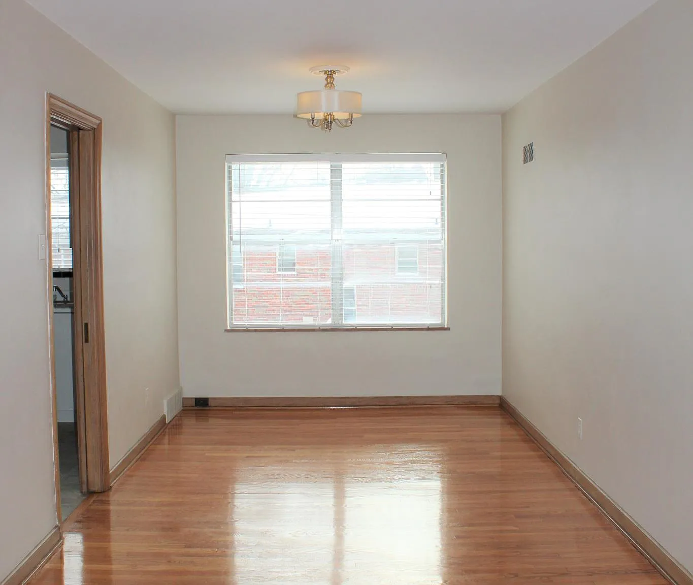 1 bed, 650 sqft, $895 — Photo 4