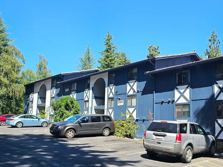 Orchard Park: Quiet Community in Port Orchard — Photo 39