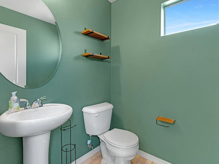 897 Technology Ct — Photo 13
