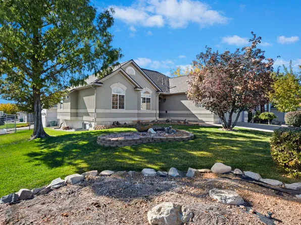 665 W 2175 N, Layton, UT 84041
