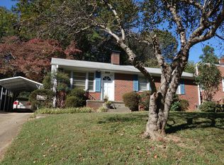 1124 Fenimore St, Winston Salem, NC 27103