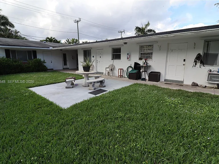 1708 N 16th Ave #3 — Photo 11