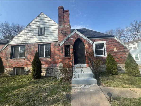 2252 E 77th Ter, Kansas City, MO 64132