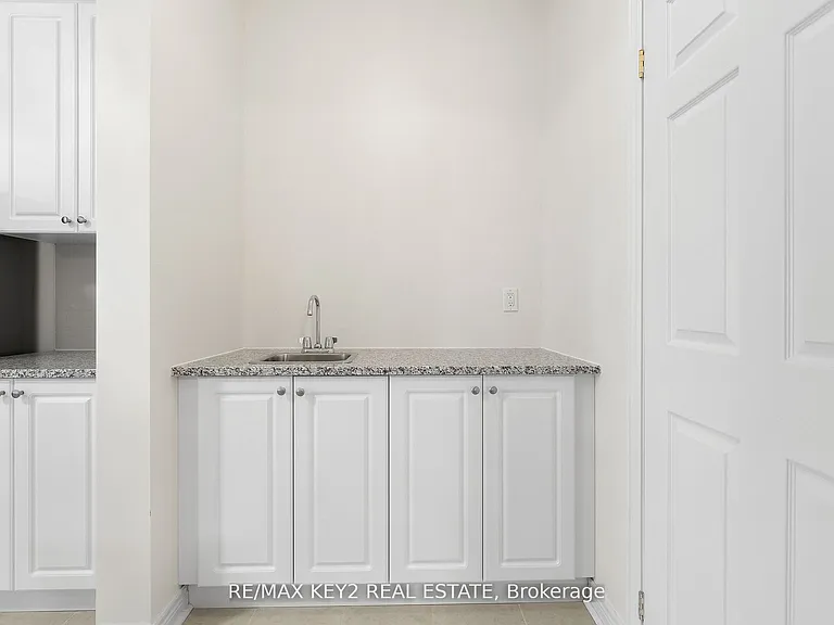 175 Hartney Dr — Photo 11