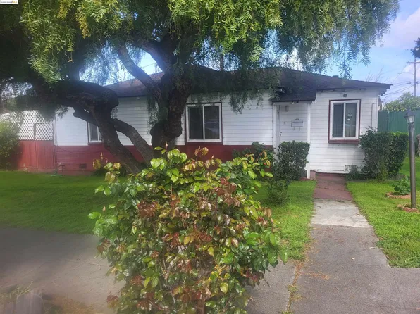 271 Fitzpatrick Rd, Oakland, CA 94603