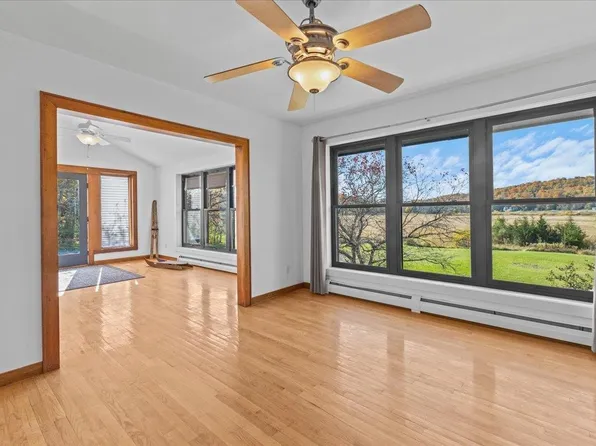 1142 Prindle Road, Charlotte, VT 05445