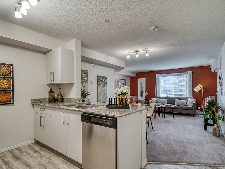 73 Skyview Point Cres NE — Photo 40