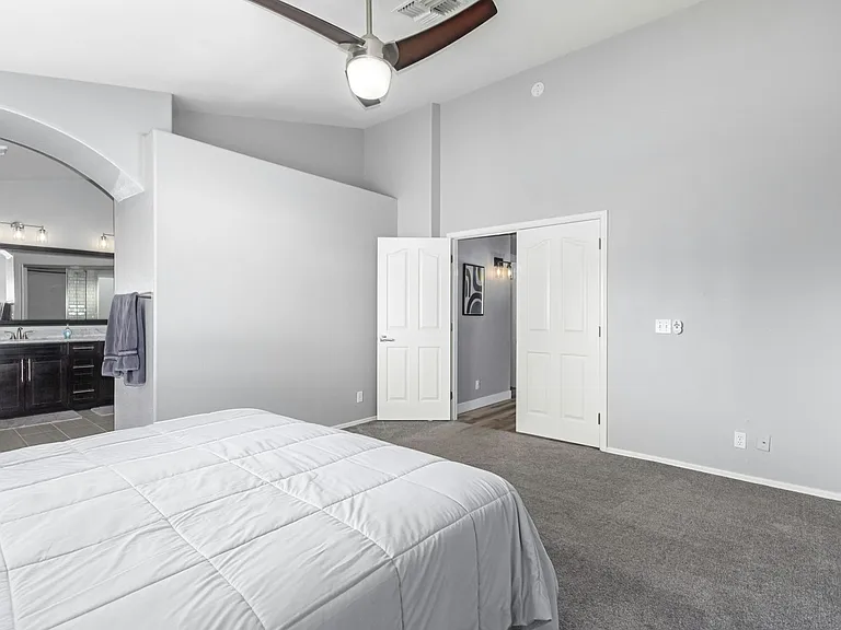1543 E Park Ave — Photo 22