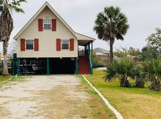 806 Camellia Dr, Bay Saint Louis, MS 39520