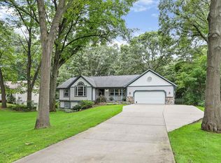 15341 161st Ave, Grand Haven, MI 49417