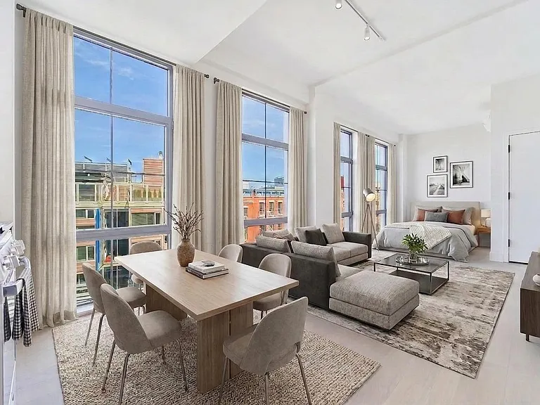 658 Driggs Ave #5D — Photo 1