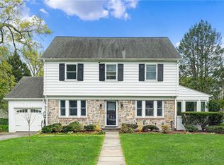 16 Barry Rd, Scarsdale, NY 10583