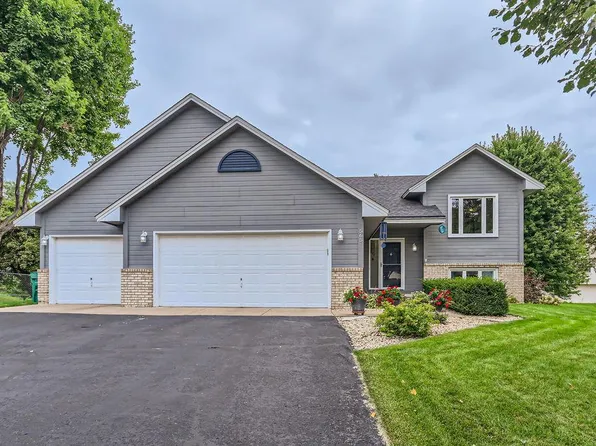 565 83rd Ave NW, Coon Rapids, MN 55433