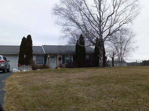 2nd image of 52 Mahanoy Valley Rd