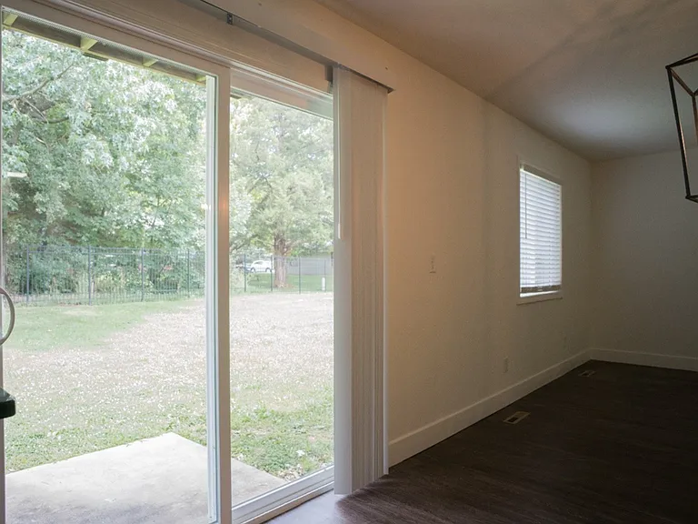 Trails End Apartments — Photo 13