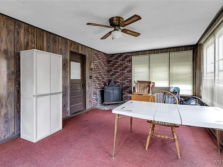 5232 Genesee St — Photo 3