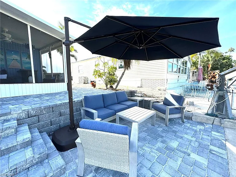 4700 Leilani Ln — Photo 10