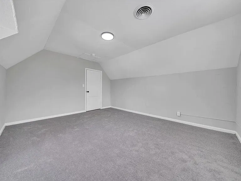 32 Upland Dr — Photo 20