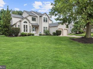 2202 Derby Dr, Cinnaminson, NJ 08077