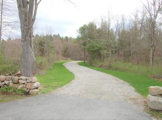 440 Fisher Rd, Dartmouth, MA 02747