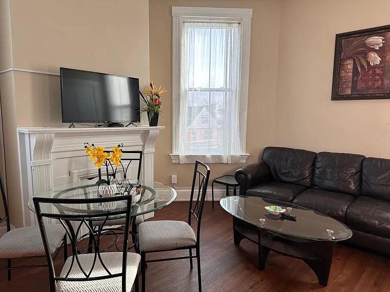 159 E McMillan St #2 — Photo 5