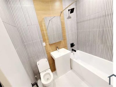 2318 Valentine Ave, Bronx, NY, 10458