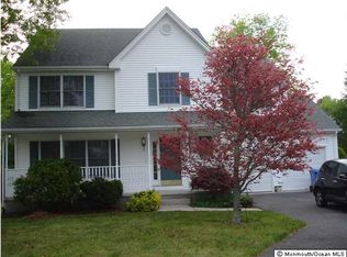374 Atlantis Ave, Manahawkin, NJ 08050