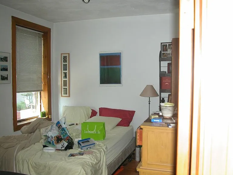 260 Saint Botolph St — Photo 4