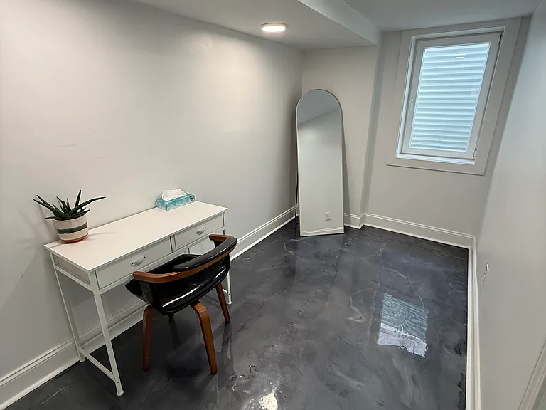 2435 Emil Ave — Photo 20