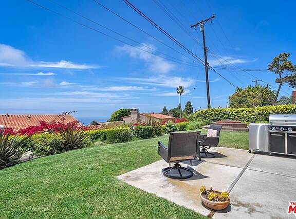 3rd image of 27923 Golden Meadow Dr