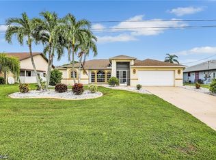 323 SE 9th Ave, Cape Coral, FL 33990
