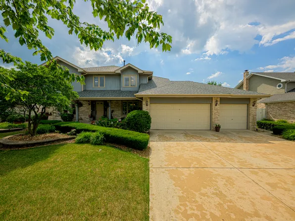 19600 Brookridge Dr, Tinley Park, IL 60487