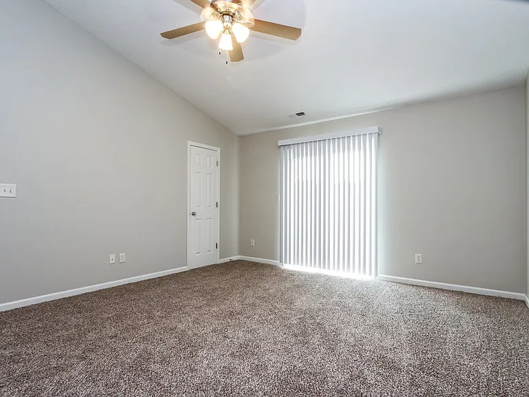 1108 Newgate Cir — Photo 13