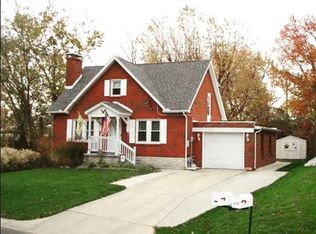 2717 Shordell Dr, Godfrey, IL 62035