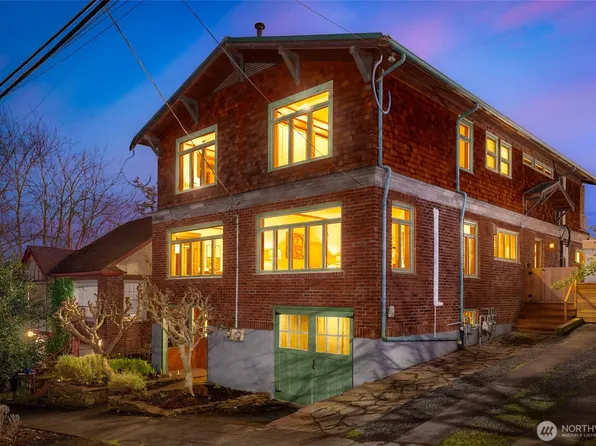 2117 N 36th Street, Seattle, WA 98103