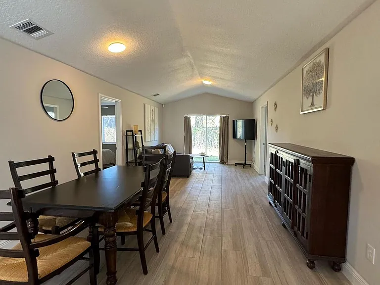 4020 E Louisiana Ave — Photo 12