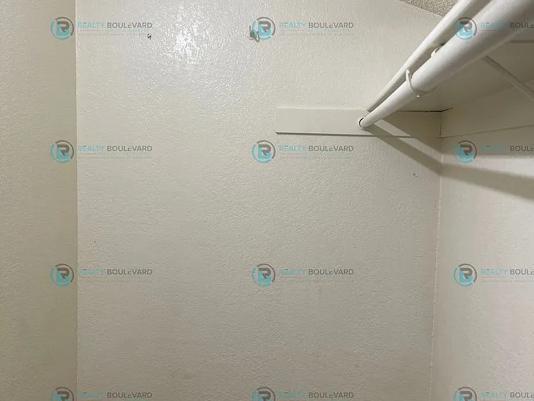 3929 Clear Acre Ln #200 — Photo 8
