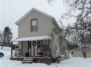 130 Van St, Imperial, PA 15126