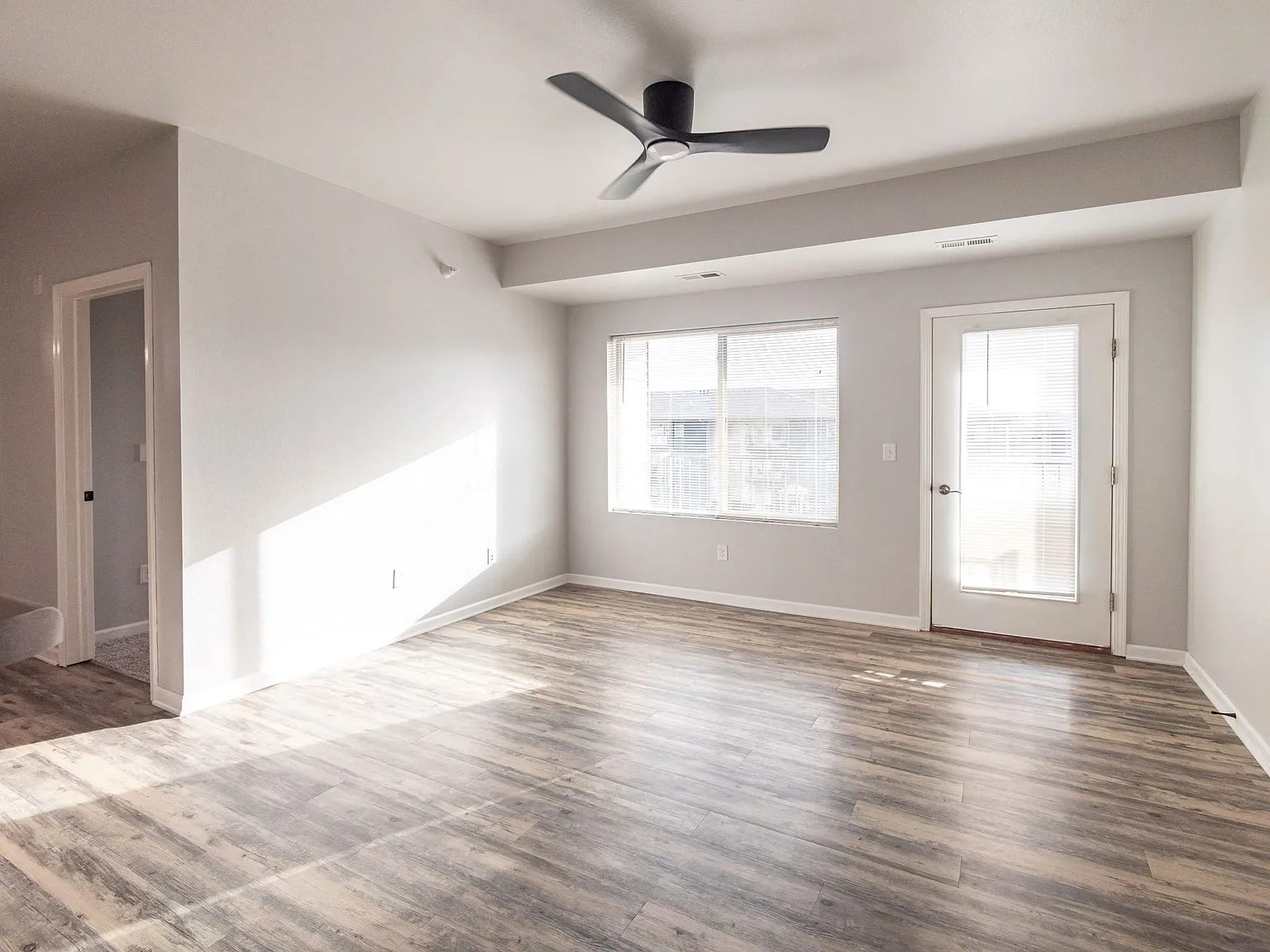 Meadowlark Place — Photo 2