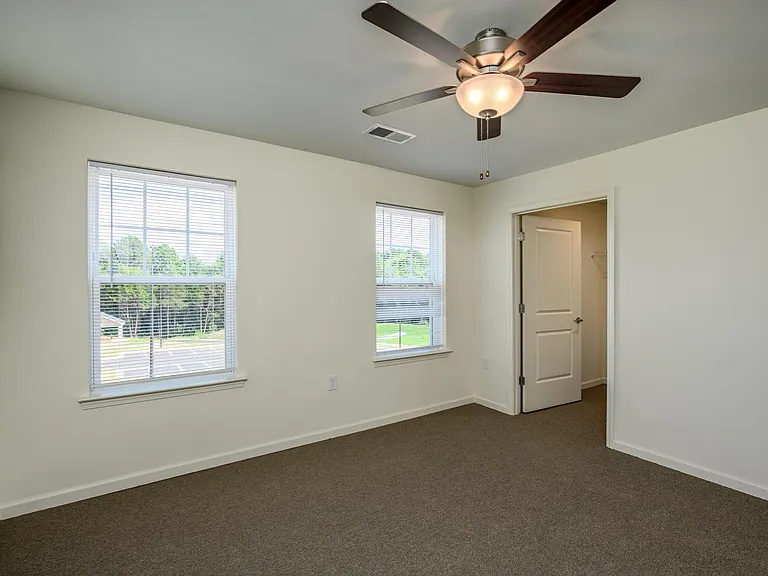 The Residence at Northgate — Photo 37