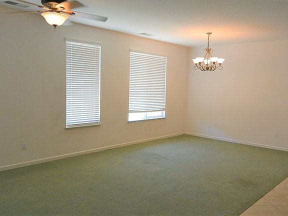 4th image of 347 W Woodhaven Dr