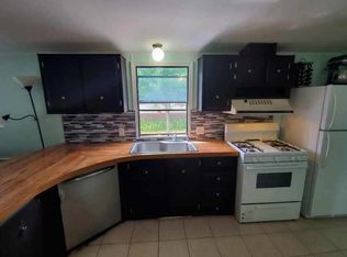 1905 Abels St, Milford, MI 48381