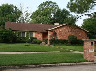 15014 Seahorse Dr, Houston, TX 77062