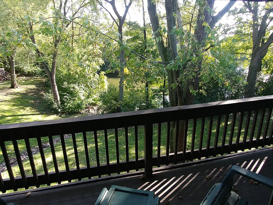 1st image of 5507 Lakeside Dr APT 2A