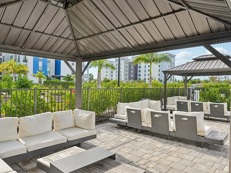 The Centro Apartments — Photo 62