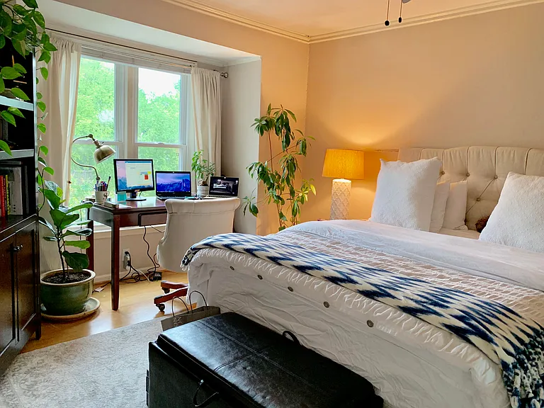 Bedroom #1
