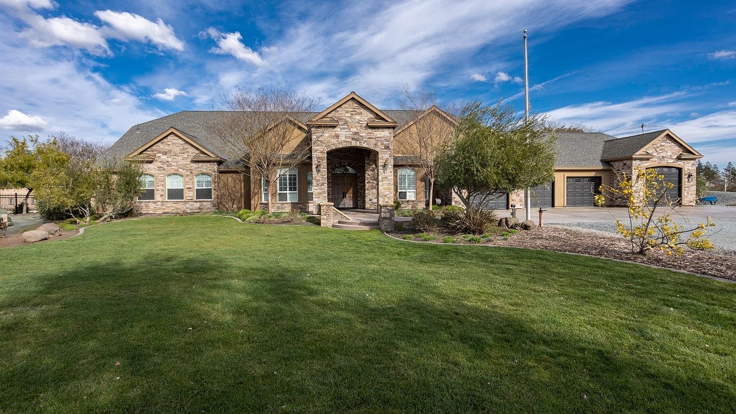 8500 Rodden Rd, Oakdale, CA 95361 Zillow