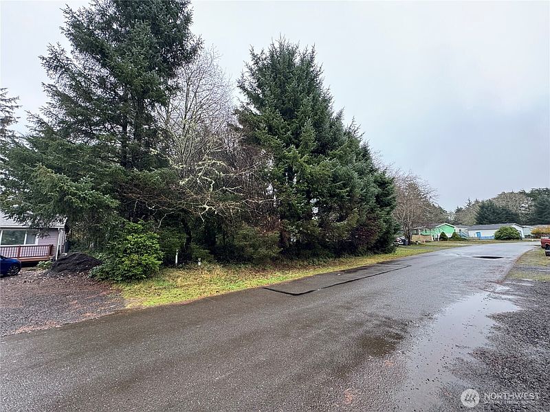 2nd image of 682 Copalis Avenue NE