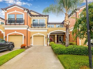9237 Fox Sparrow Rd, Tampa, FL 33626